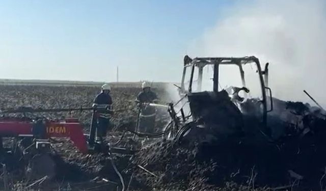 Ceyhan'da traktörde çıkan yangın itfaiye ekipleri tarafından söndürüldü