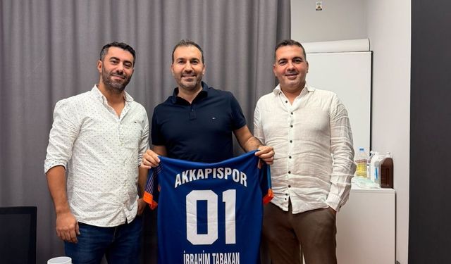 Doç. Dr. İbrahim Tabakan’dan Akkapı Spor’a destek