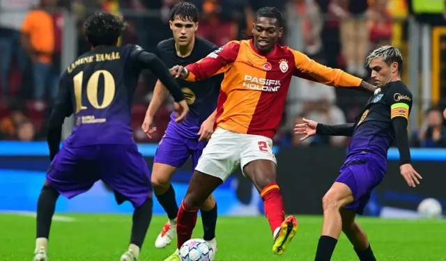 Galatasaray'a Şampiyonlar Ligi'nde Barcelona darbesi: 4-1