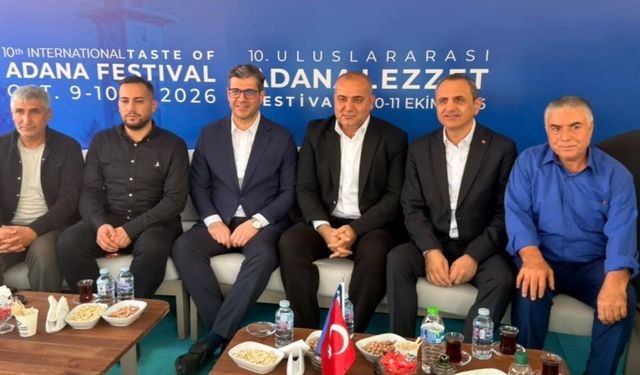 Hakan Yıldırım Lezzet Festivali'nde stantları ziyaret etti
