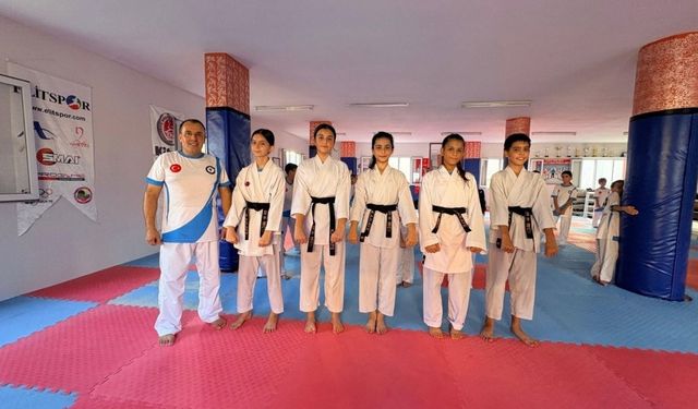 Seyhan Karate Do Spor Kulübü'nde 25 yıllık istikrar