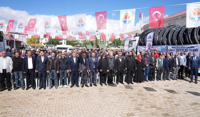 Tufanbeyli'de üreticilere can suyu: Sulama borusu ve ekipman desteği sağlandı