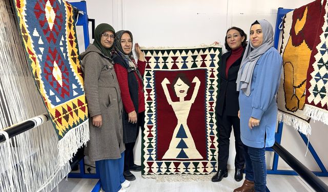Depremzede kadınlar  Türk motifli halı ve kilimleri Japonya'ya satılıyor