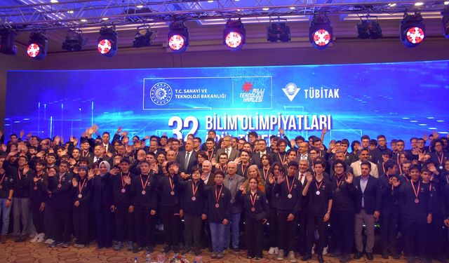 TÜBİTAK 32. Bilim Olimpiyatları Ödül Töreni Antalya'da yapıldı