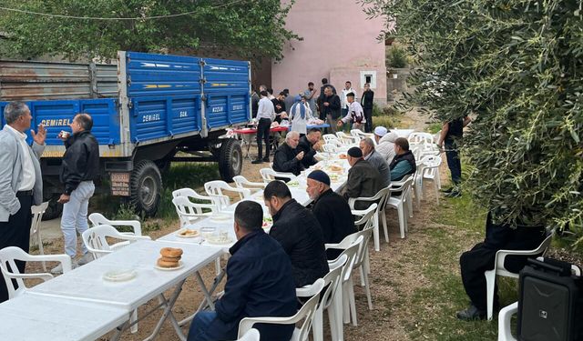 Kozan'da geleneksel bayram kahvaltısı etkinliği yapıldı