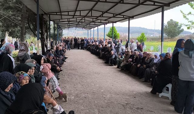 Köylüler 32 yıllık bayram geleneğini devam ettiriyor