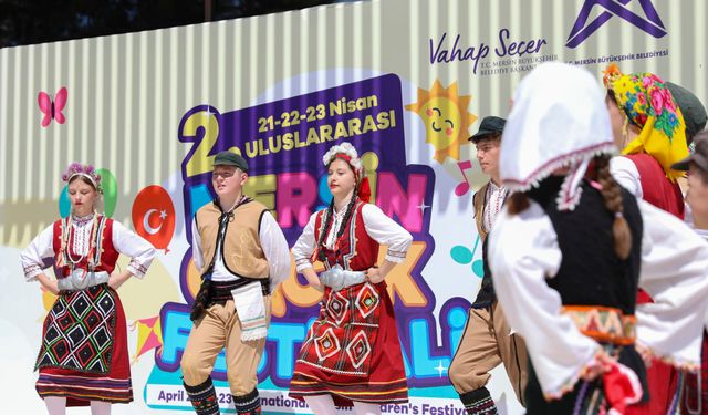 2. Uluslararası Mersin Çocuk Festivali sürüyor
