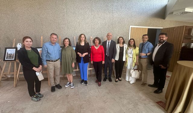 Balcalı'da Tıp Fakültesi öğrencileri yararına fotoğraf sergisi