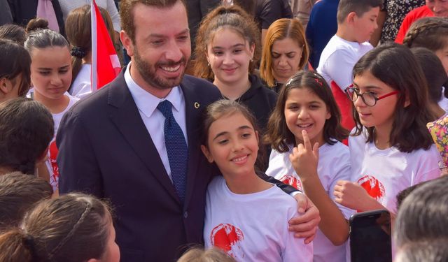 Başkan Kadir Aydar'dan 23 Nisan Mesajı: “Egemenlik, geleceğimizin teminatı çocuklarımıza aittir”