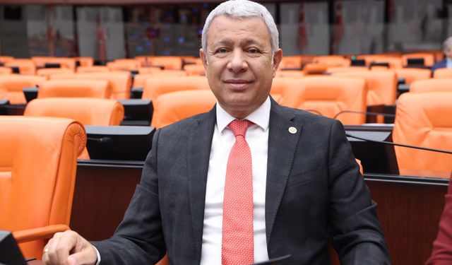 CHP'li Orhan Sümer’den 23 Nisan Mesajı: “Egemenlik, saraylara değil millete aittir”