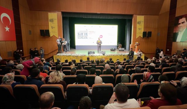 Kahramanmaraş'ta "5. Uluslararası Şiir ve Edebiyat Günleri" başladı