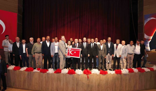 Vali Köşger Ceyhan'da muhtarlarla bir araya geldi