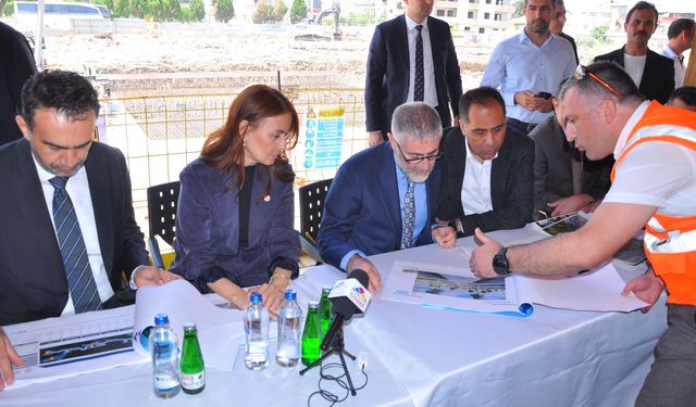 AK Parti Mersin Milletvekili Nebati, hızlı tren projesini değerlendirdi