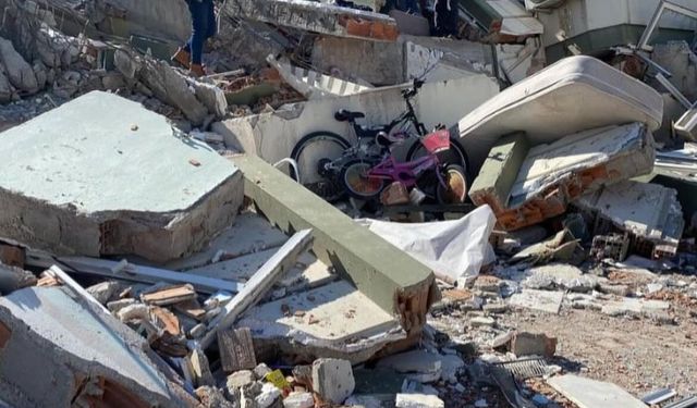 Depremde 130 kişinin öldüğü site için karar çıktı: Proje sorumlusuna 15 yıl ceza verildi