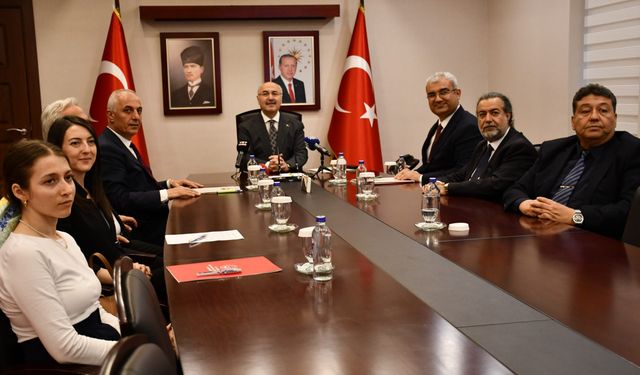Adana'da evlenecek gençlere alışverişlerinde indirim sağlanması amacıyla protokol imzalandı
