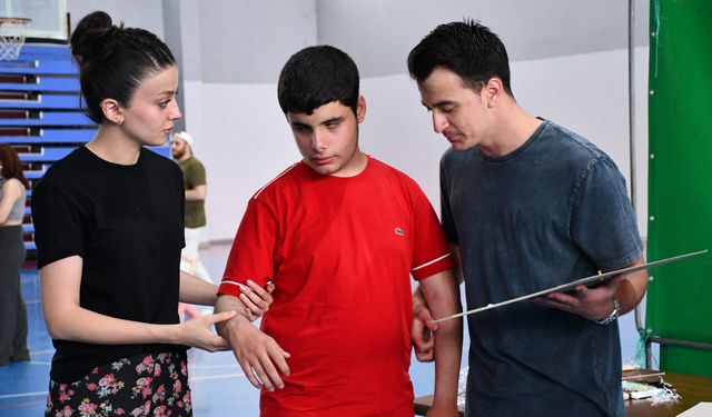 Adana'da görme engelli öğrenciler için spor oryantasyon etkinliği düzenlendi