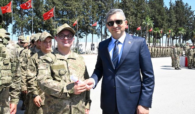 Antalya’da 52 özel birey temsili askerlik gururu yaşadı