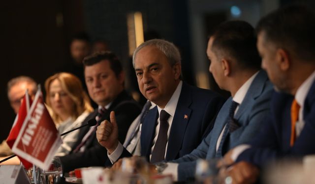 Başkan Kocagöz'den iş insanlarına 'Kepez'i birlikte yönetelim' çağrısı