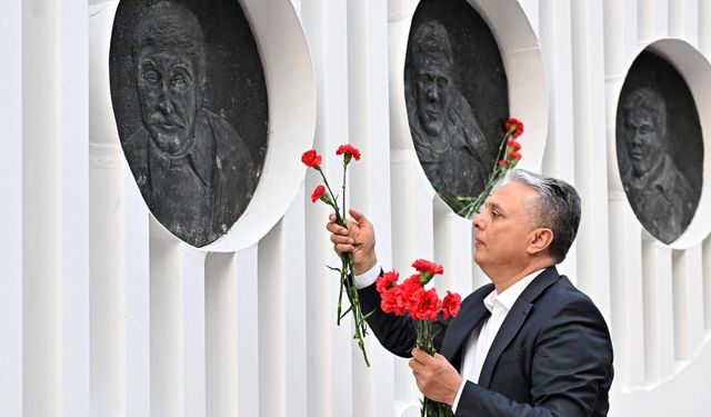 Başkan Uysal: "Tam bağımsız Türkiye mücadelesi devam edecek"