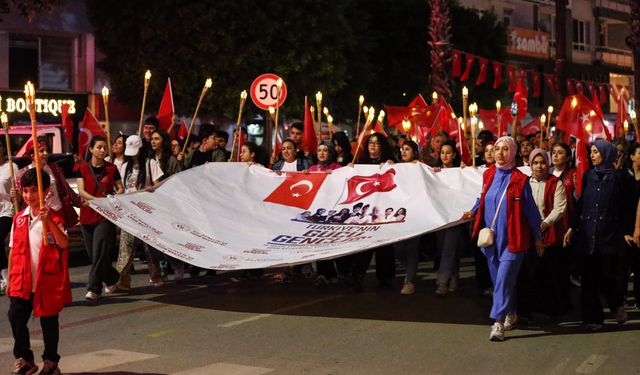 Gençlik Haftası Adana’da coşkuyla kutlandı