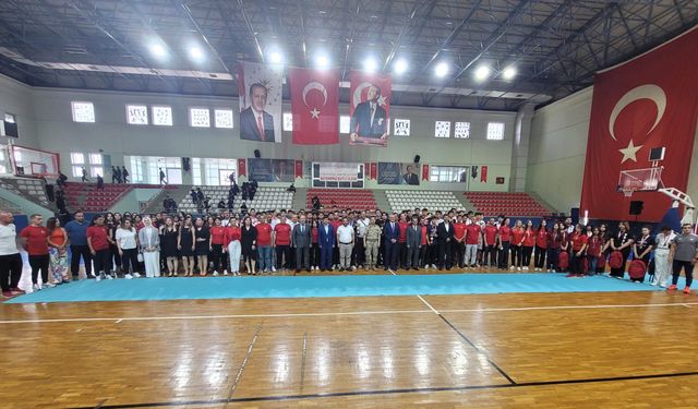 İskenderun’da 19 Mayıs coşkusu sporla taçlandı