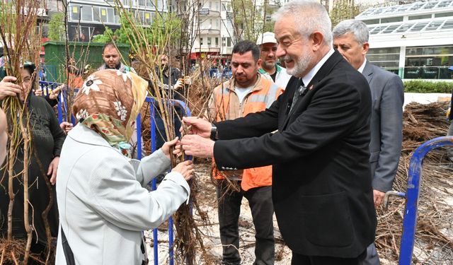 Isparta'da son 3 yılda 180 bin meyve fidanı toprakla buluştu