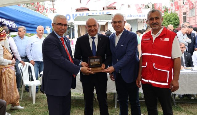 MHP’den “Birbirimize Hem Candan Hem Kandan Bağlıyız” kampanyası!