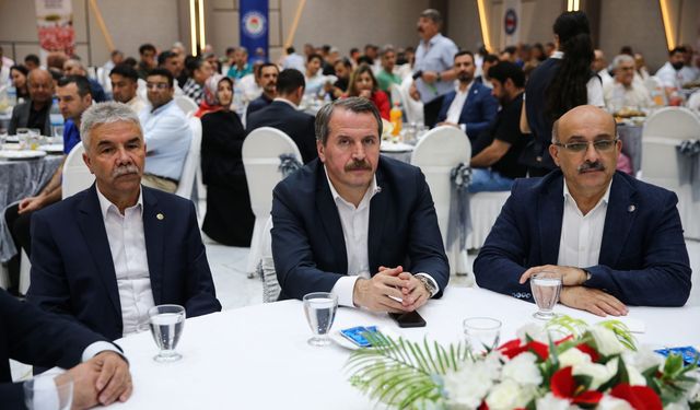 Memur-Sen Genel Başkanı Ali Yalçın, Adana'da konuştu