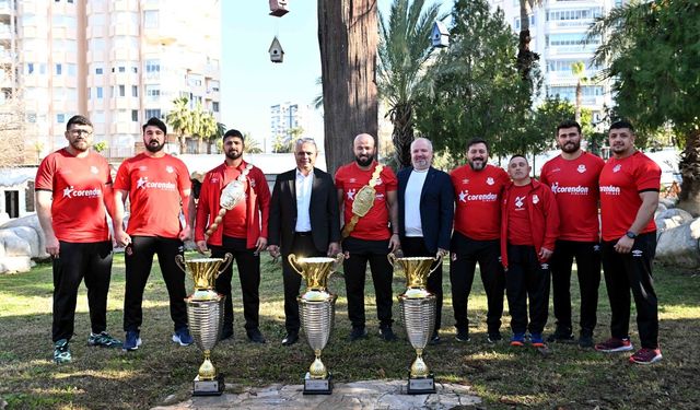 Muratpaşa Spor Kulübü'nde görev dağılımı yapıldı