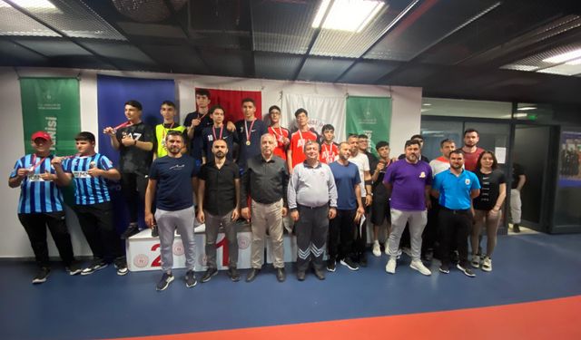Okul Sporları Masa Tenisi müsabakaları tamamlandı