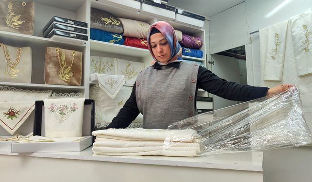 Tek sermayesi dikiş iğnesiydi, şimdi işinin patron oldu