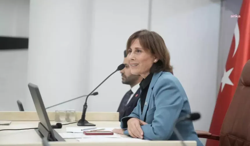 Seyhan Belediye Başkanı Oya Tekin’den ilk mesaj: “Başım dik, alnım açık, vicdanım temiz"