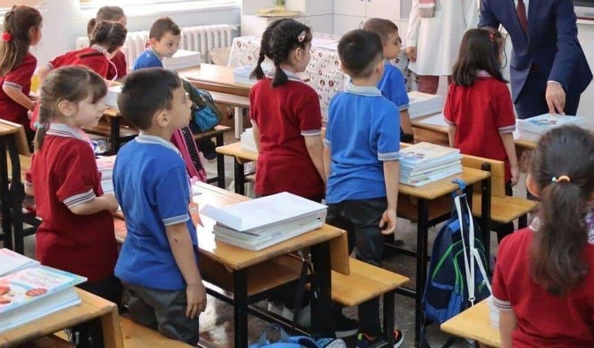 18 milyon öğrenci ve 1,2 milyon öğretmen için tatil sona erdi