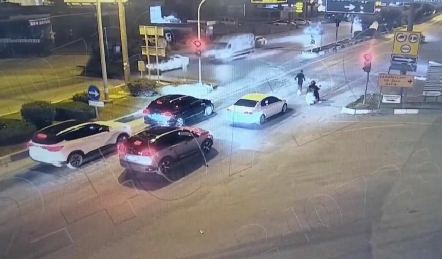 Yolun ortasındaki tehlikeyi gördü, düşünmeden harekete geçti