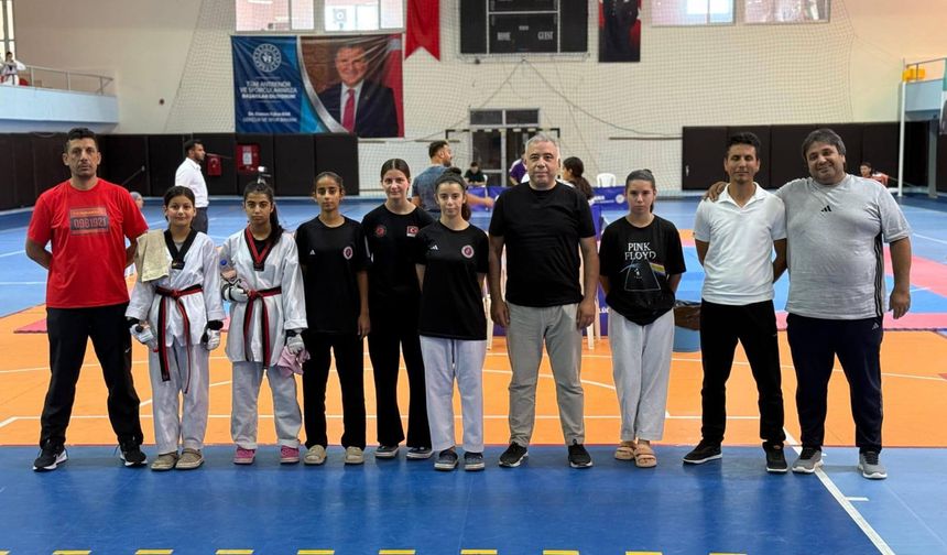 Adana’da taekwondo seçmeleri nefes kesti