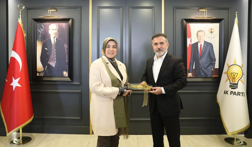 AK Partili Ercan’ı Adana’da ağırlayan Dağlı’dan “Güçlü kadın, güçlü Türkiye” vurgusu