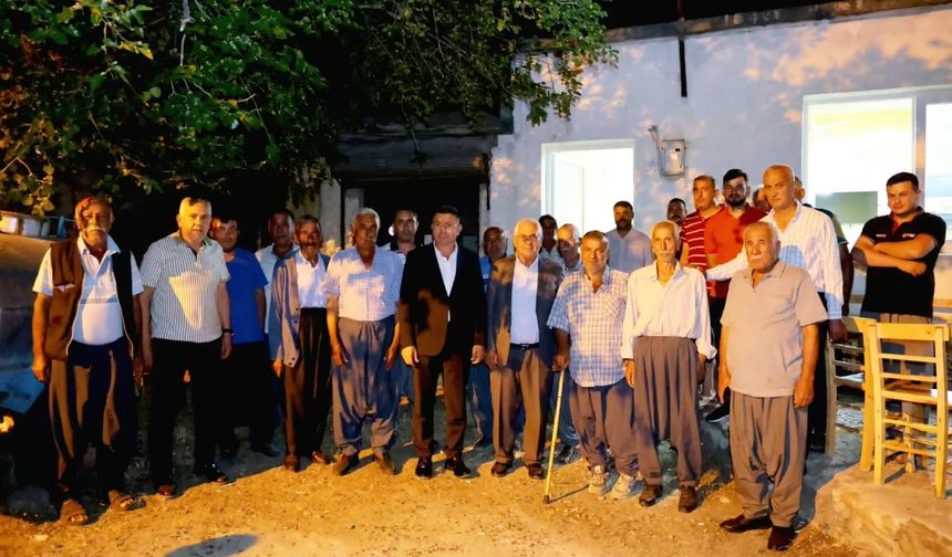 Başkan Şimşek, bayramda vatandaşla buluştu: Talepler yerinde dinlendi