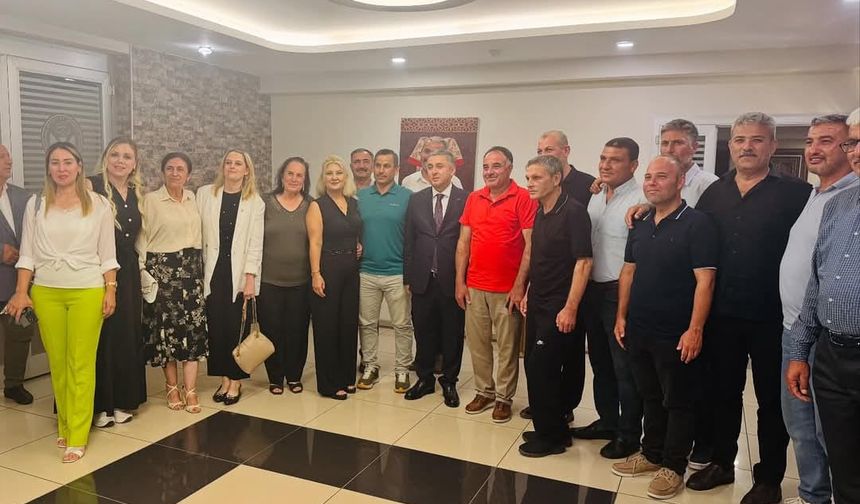 Çukurova muhtarlarından Kaymakam Hüseyin Tekin’e veda yemeği