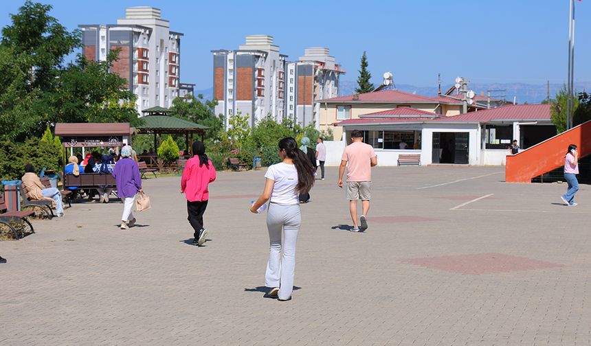 Kahramanmaraş’ta YKS heyecanı: Kapıya kadar gelip geri döndü