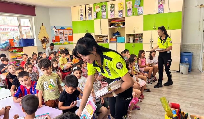 Kreşten Kur’an kursuna: Adana çocukları trafik kurallarını keşfediyor