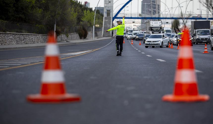 30 Ağustos Zafer Bayramı'nda Adana'da hangi yollar kapanacak?