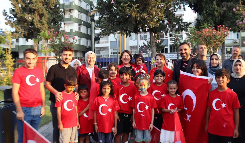 Adana’da 30 Ağustos Coşkusu Millet Bahçesi’nde Yaşandı