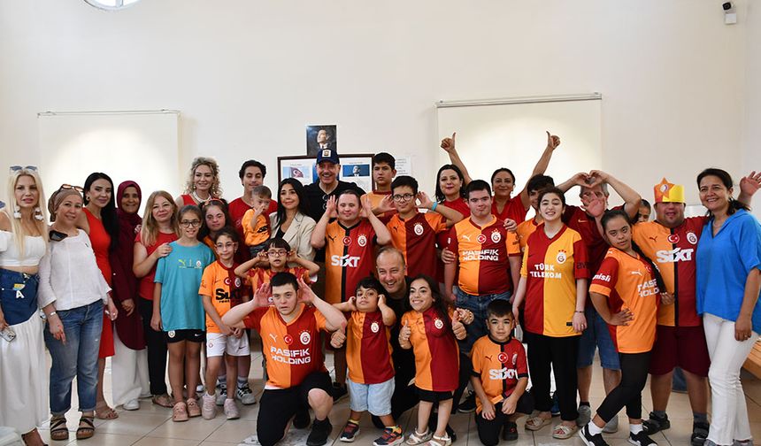 Adana’da Engel Tanımayan Galatasaray Sevgisi