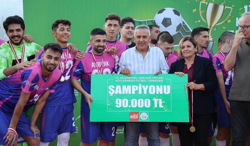 Finalde Penaltı Heyecanı: Gildirlispor Kupayı Kaldırdı