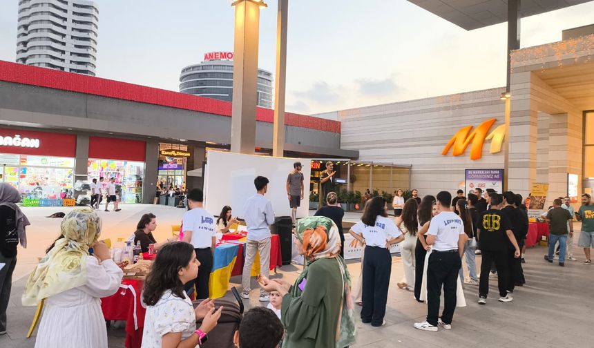 M1 Adana AVM Dünya’yı Adana’da buluşturdu