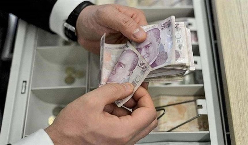 Bankada parası olanlara kötü haber: Hepsini birden etkileyecek