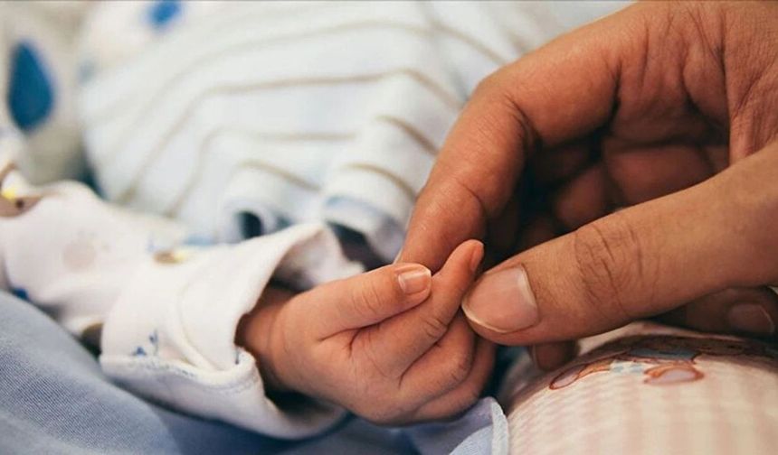 Anne ve babanın doğum izninde yeni dönem yasalaştı