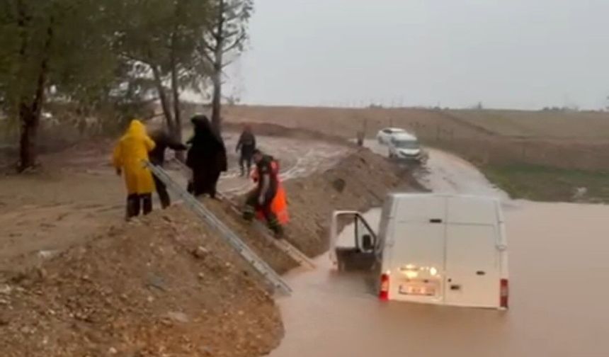 Kozan’da çiftçilere 18 saatlik kuvvetli yağış uyarısı