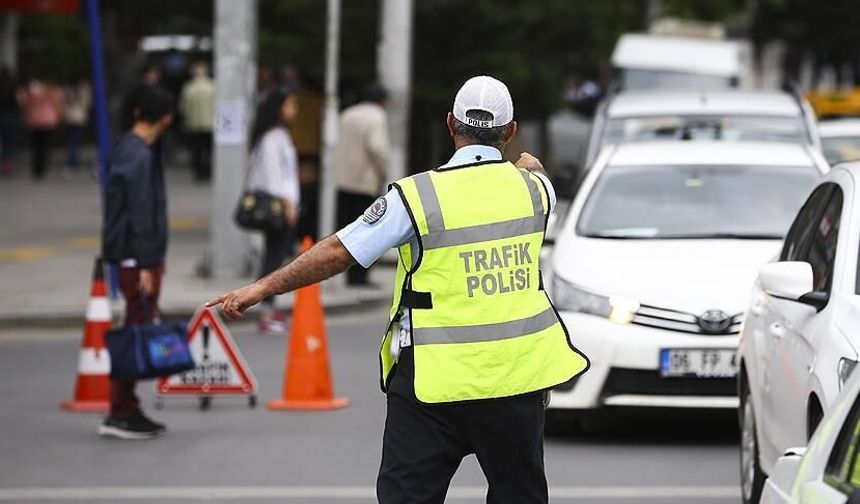 Adana'da pazar günü bazı yollar trafiğe kapatılacak!