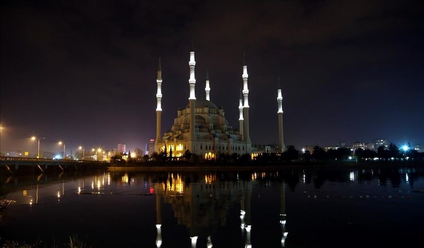 Adana’da 15 Temmuz selası ne zaman okunacak? Diyanet açıkladı